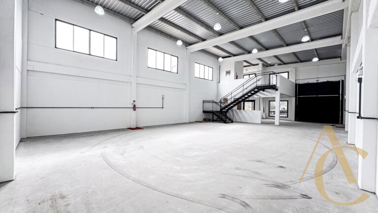 Galpão para alugar – 283,00m² – Sertão do Maruim, São José/SC