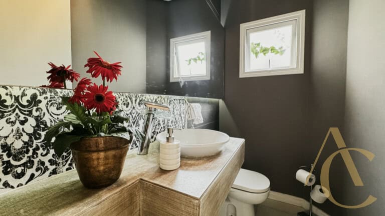 Casa residencial para venda – 4 quartos, sendo 3 suítes – Rio Tavares, Florianópolis/SC.