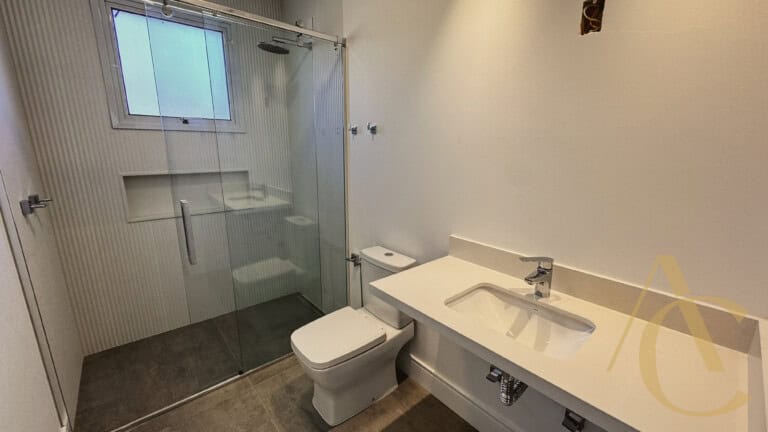 Casa residencial para venda – 03 quartos sendo 02 suítes – Praia Mole, Florianópolis/SC.