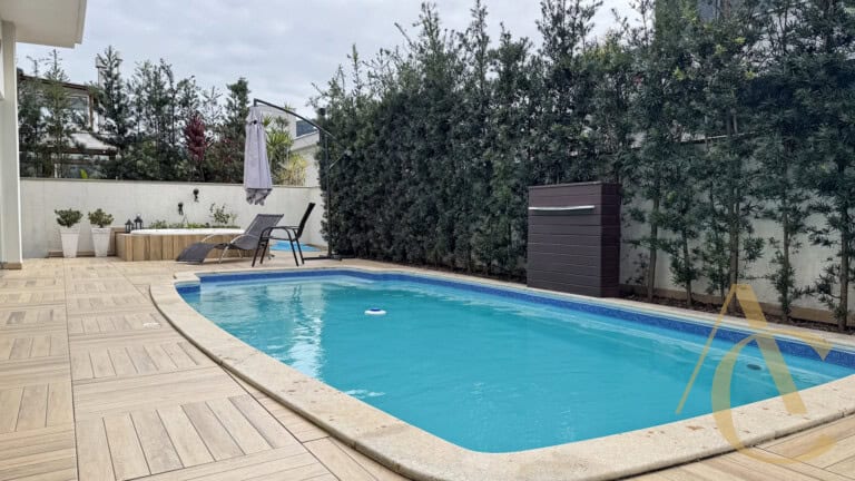 Casa residencial para venda – 4 quartos, sendo 3 suítes – Rio Tavares, Florianópolis/SC.