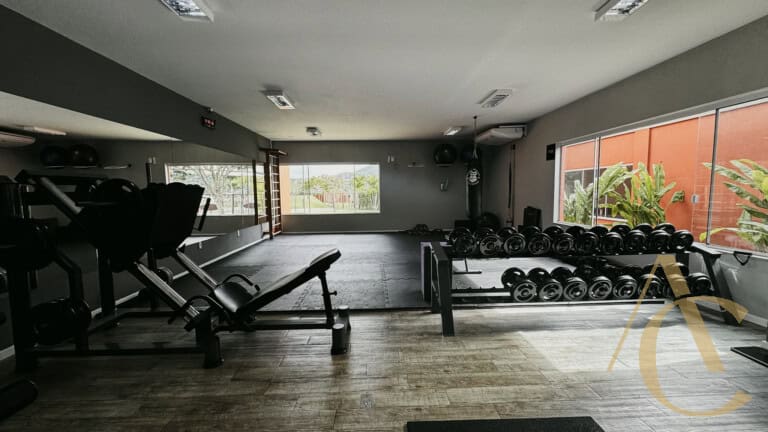 Casa residencial para venda – 4 quartos, sendo 3 suítes – Rio Tavares, Florianópolis/SC.