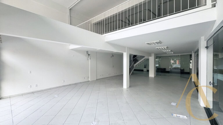 Loja para alugar  – 145,00m² – Kobrasol, São José/SC.