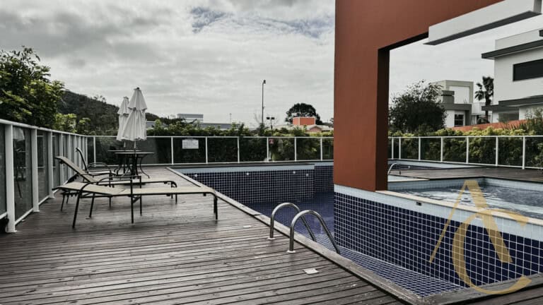Casa residencial para venda – 4 quartos, sendo 3 suítes – Rio Tavares, Florianópolis/SC.