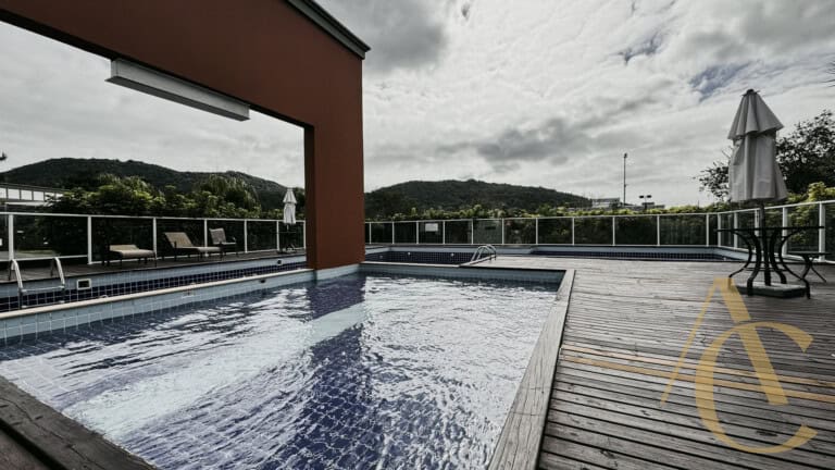 Casa residencial para venda – 4 quartos, sendo 3 suítes – Rio Tavares, Florianópolis/SC.