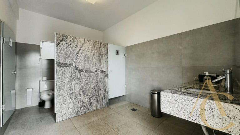 Casa residencial para venda – 4 quartos, sendo 3 suítes – Rio Tavares, Florianópolis/SC.