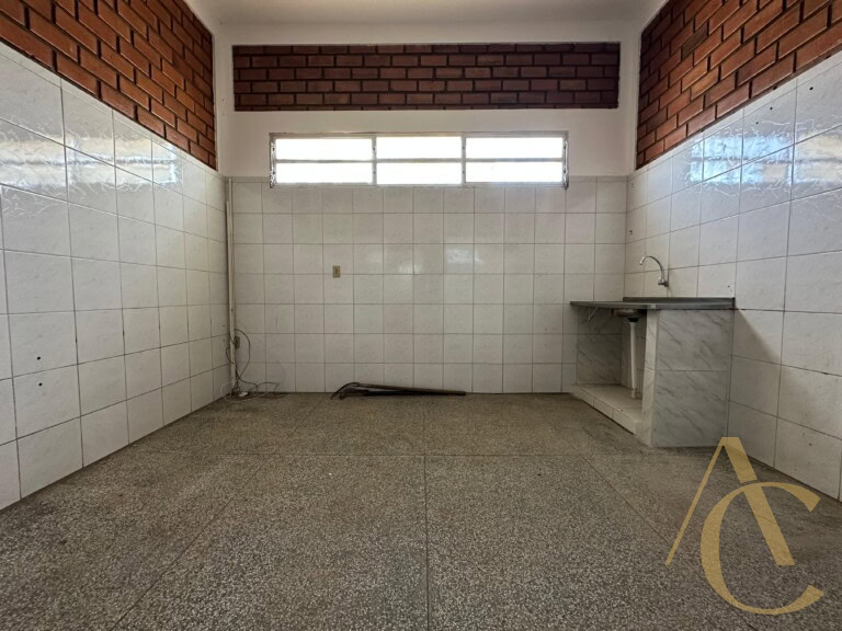 Loja para alugar – Biguaçu, SC.