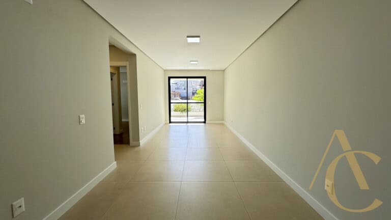 Apartamento à venda – 2 quartos sendo 1 suíte – Coqueiros, Florianópolis/SC.