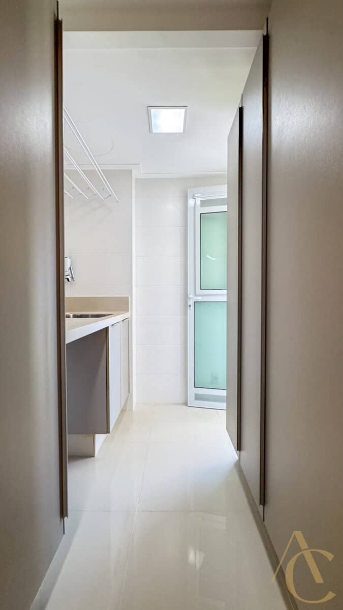 Apartamento para alugar – 2 suítes – Agronômica, Florianópolis/SC.