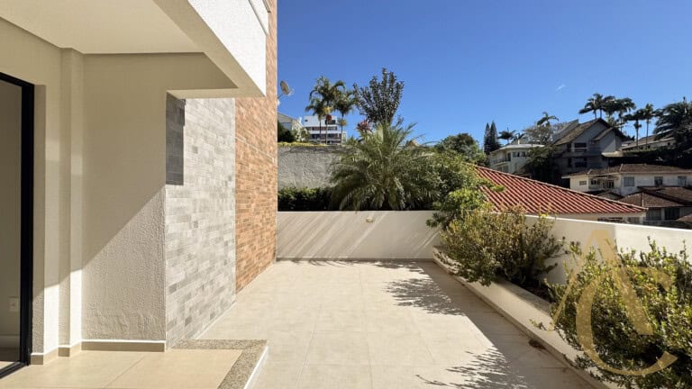 Apartamento à venda – 2 quartos sendo 1 suíte – Coqueiros, Florianópolis/SC.