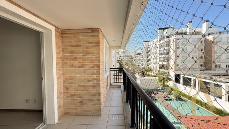 Apartamento para alugar – 96,37m² – 1 suíte e 2 demi suites – Abraão – Florianópolis/SC.