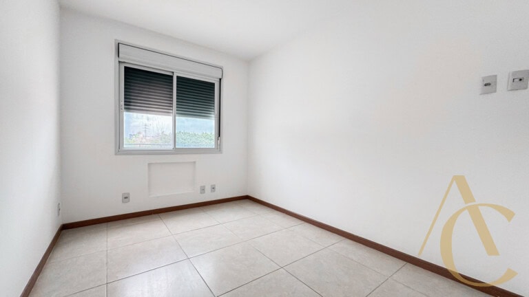 Apartamento para alugar – 2 suítes – Abraão – Florianópolis/SC.