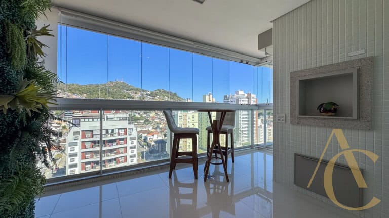 Apartamento para alugar – 2 suítes – Agronômica, Florianópolis/SC.