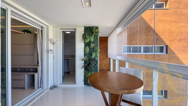 Apartamento para alugar – 2 suítes – Agronômica, Florianópolis/SC.