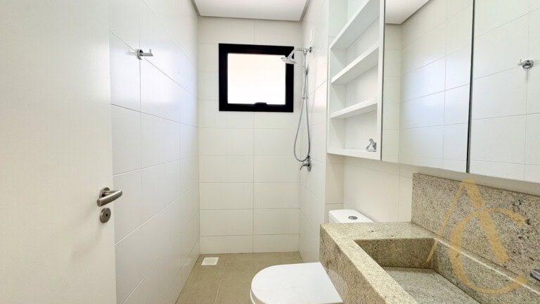 Apartamento à venda – 2 quartos sendo 1 suíte – Coqueiros, Florianópolis/SC.