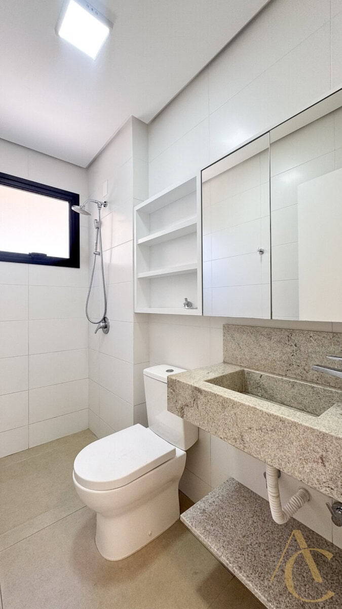 Apartamento à venda – 2 quartos sendo 1 suíte – Coqueiros, Florianópolis/SC.