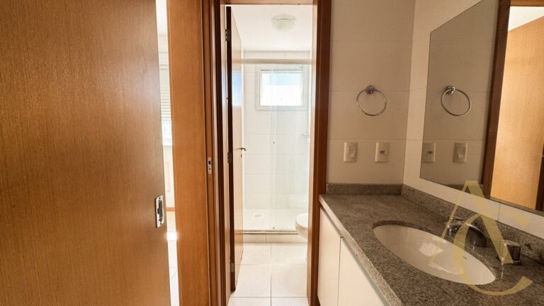 Apartamento para alugar – 96,37m² – 1 suíte e 2 demi suites – Abraão – Florianópolis/SC.