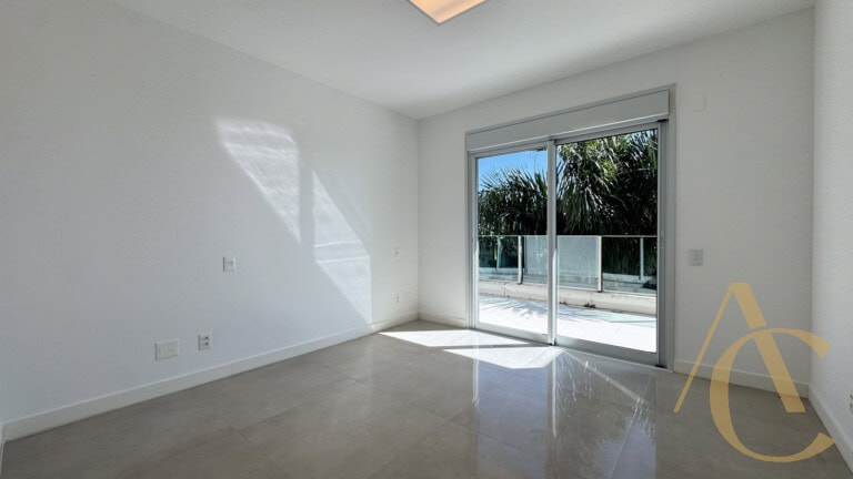 Apartamento/Cobertura para alugar – 5 suítes – Campeche, Florianópolis/SC.