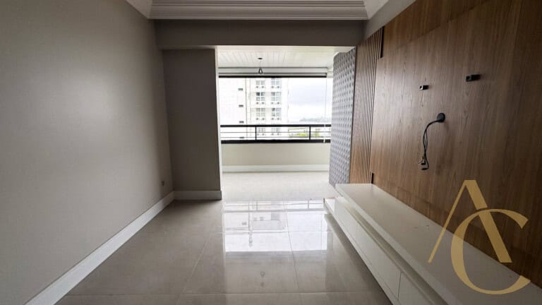 Apartamento à venda – 03 quartos sendo 01 suíte – Centro, Florianópolis/SC.