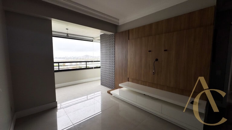 Apartamento à venda – 03 quartos sendo 01 suíte – Centro, Florianópolis/SC.