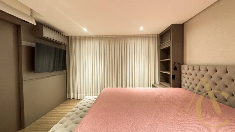 Apartamento/cobertura à venda – 03 suítes – Centro, Florianópolis/SC.