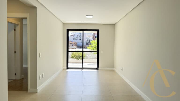 Apartamento à venda – 2 quartos sendo 1 suíte – Coqueiros, Florianópolis/SC.