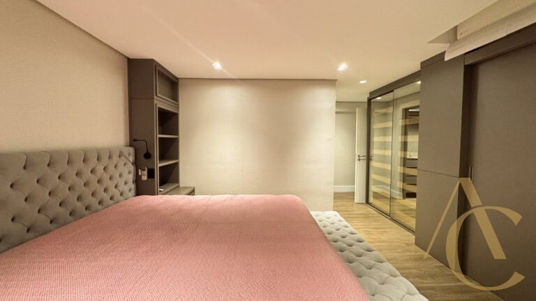 Apartamento/cobertura à venda – 03 suítes – Centro, Florianópolis/SC.