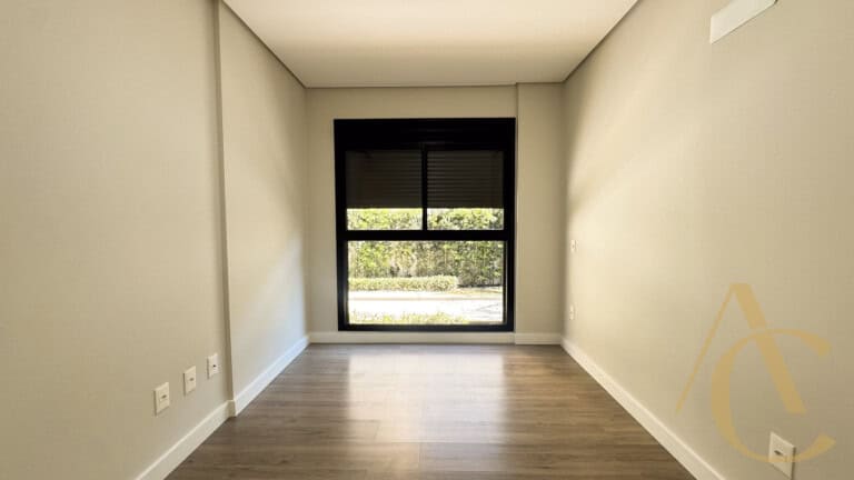 Apartamento à venda – 2 quartos sendo 1 suíte – Coqueiros, Florianópolis/SC.