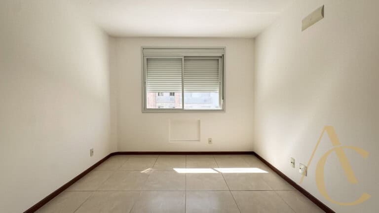 Apartamento para alugar – 96,37m² – 1 suíte e 2 demi suites – Abraão – Florianópolis/SC.