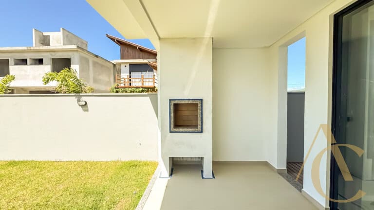 Casa à venda – 3 Suítes – Campeche – Florianópolis/SC.