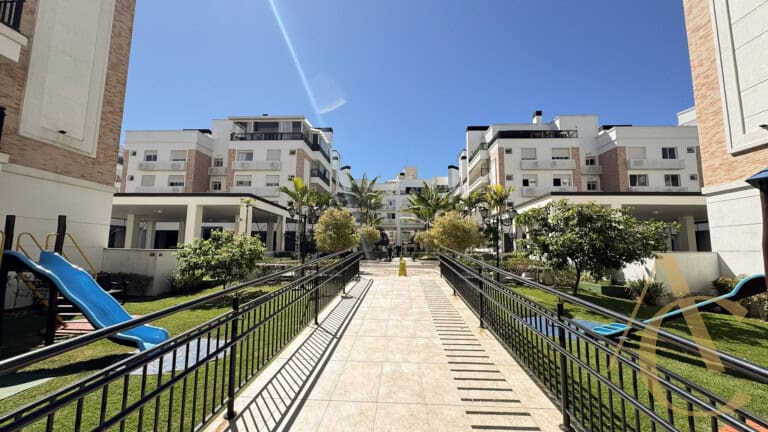 Apartamento para alugar – 96,37m² – 1 suíte e 2 demi suites – Abraão – Florianópolis/SC.