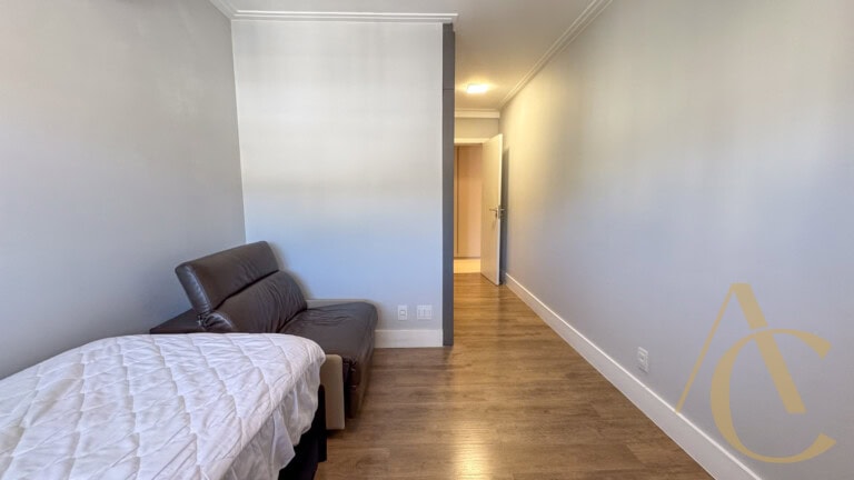 Apartamento para alugar – 2 suítes – Agronômica, Florianópolis/SC.