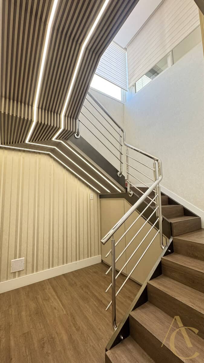 Apartamento/cobertura à venda – 03 suítes – Centro, Florianópolis/SC.