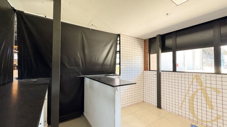 Loja para locação – 15,75m² – Campinas – São José, SC.