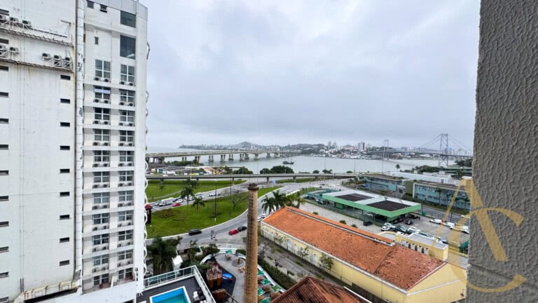 Apartamento à venda – 03 quartos sendo 01 suíte – Centro, Florianópolis/SC.