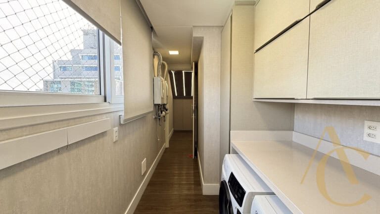 Apartamento/cobertura à venda – 03 suítes – Centro, Florianópolis/SC.