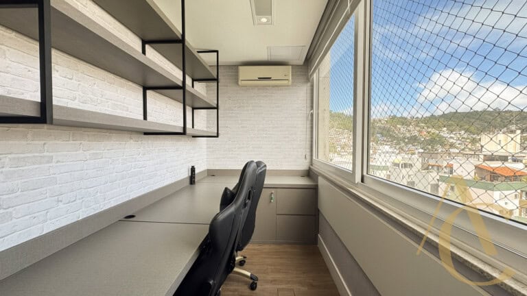 Apartamento/cobertura à venda – 03 suítes – Centro, Florianópolis/SC.