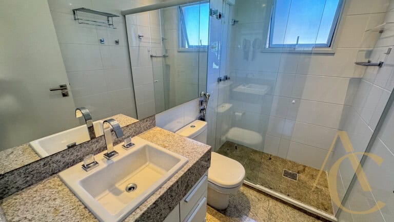 Apartamento para alugar – 2 suítes – Agronômica, Florianópolis/SC.