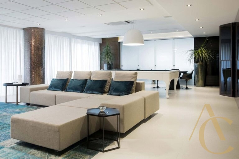 Apartamento para alugar – 2 suítes – Agronômica, Florianópolis/SC.