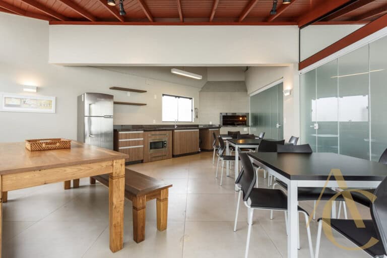 Apartamento à venda – 03 quartos sendo 01 suíte – Centro, Florianópolis/SC.