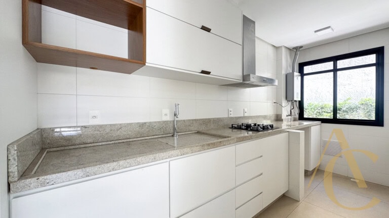 Apartamento à venda – 2 quartos sendo 1 suíte – Coqueiros, Florianópolis/SC.