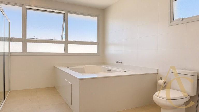 Apartamento/Cobertura para alugar – 5 suítes – Campeche, Florianópolis/SC.