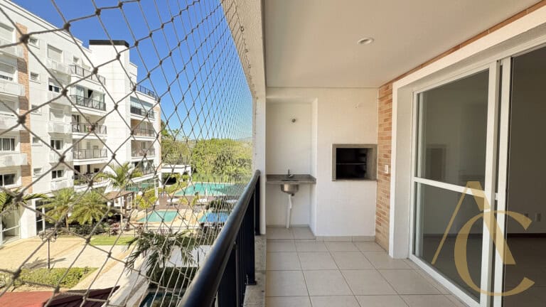 Apartamento para alugar – 96,37m² – 1 suíte e 2 demi suites – Abraão – Florianópolis/SC.