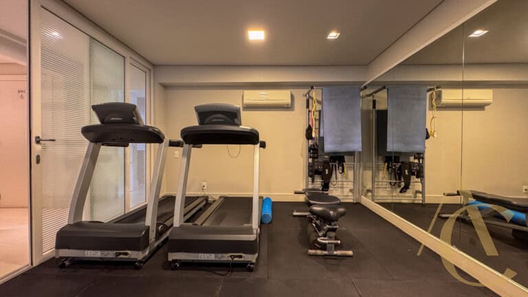 Apartamento/cobertura à venda – 03 suítes – Centro, Florianópolis/SC.