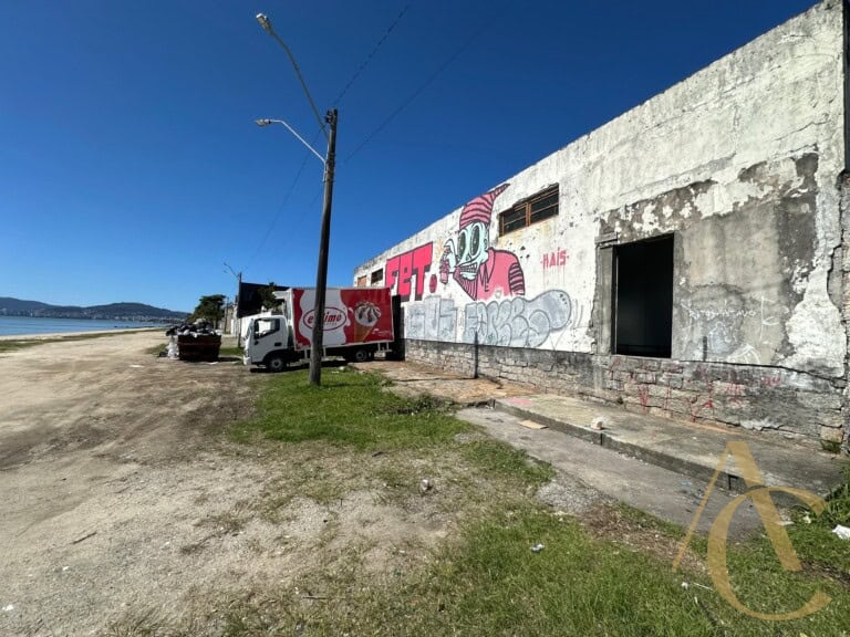 Apartamento à venda – 3 suítes com lavabo – Estreito – Florianópolis/SC