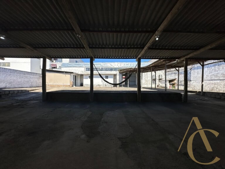 Apartamento à venda – 3 suítes com lavabo – Estreito – Florianópolis/SC