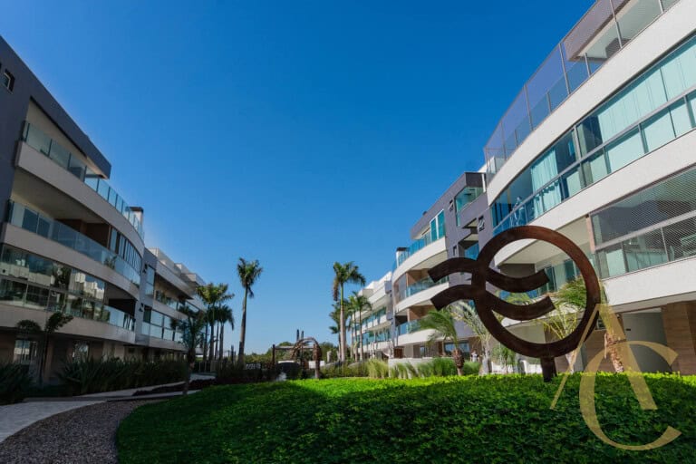 Apartamento/Cobertura para alugar – 5 suítes – Campeche, Florianópolis/SC.
