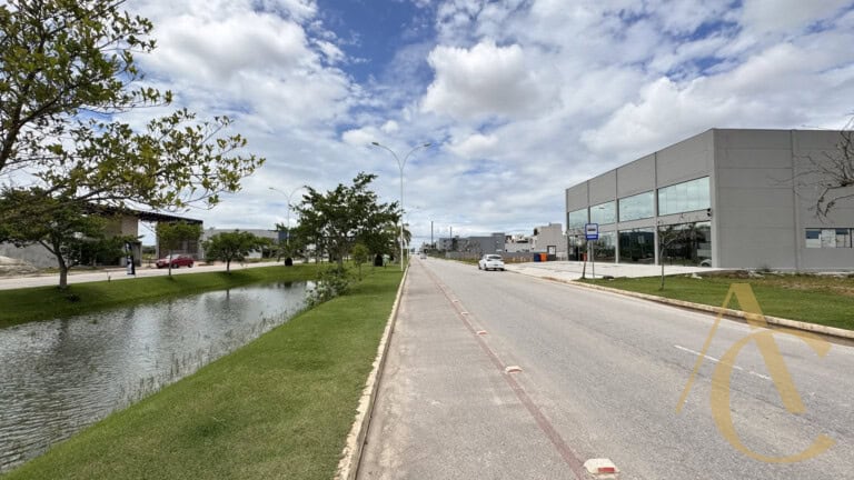 Loja para locação – 446,38m² – Deltaville – Biguaçu/SC.