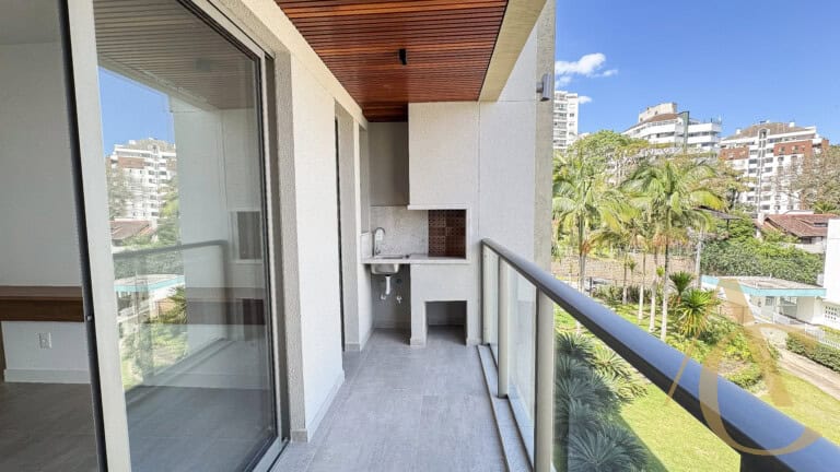 Apartamento para locação – 1 suíte e 2 demi-suítes – João Paulo, Florianópolis/SC.