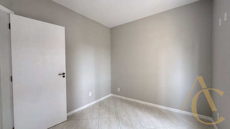 Apartamento à venda – 03 quartos, sendo 01 suíte  – Centro – Florianópolis/SC.