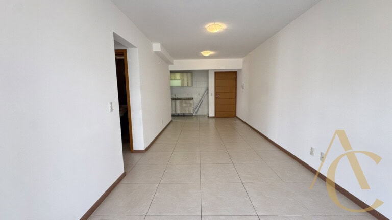 Apartamento para alugar – 1 suíte e 2 demi-suítes –  Abraão – Florianópolis/SC.